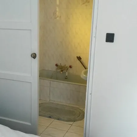 Ezust Fenyo Vendeghaz * Siófok